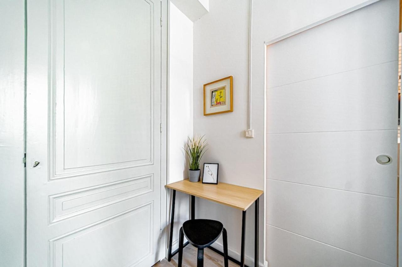 The Bertholey - 4 People - Oullins Apartment Bagian luar foto